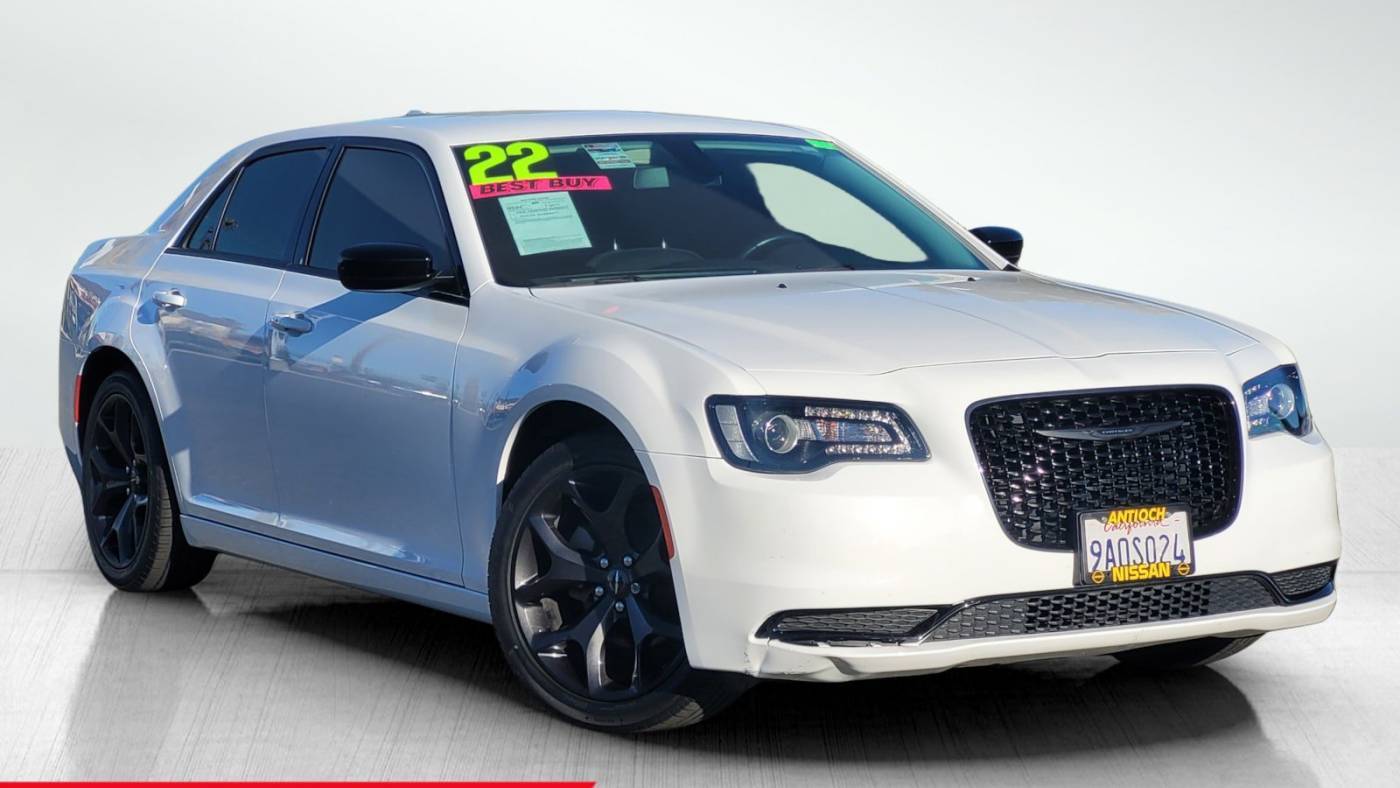 2022 Chrysler 300 Touring — Sedan — 14,357 mi — Antioch, CA