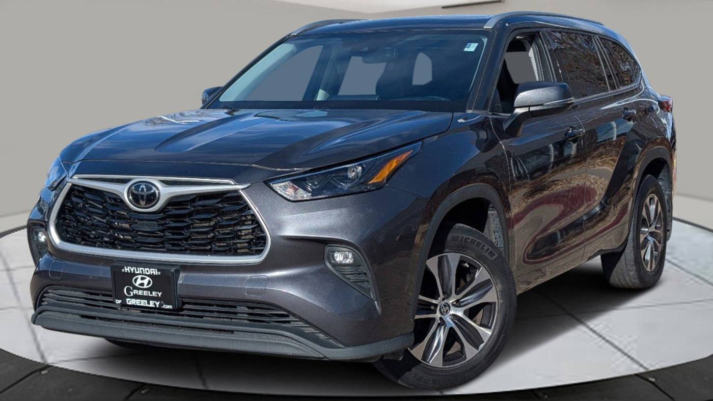 2022 Toyota Highlander XLE — SUV — 76,347 mi — Greeley, CO