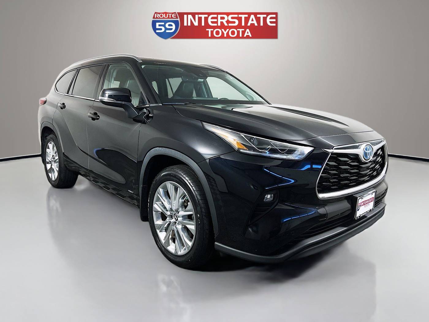2023 Toyota Highlander Hybrid Limited — SUV — 18,744 mi — Airmont, NY