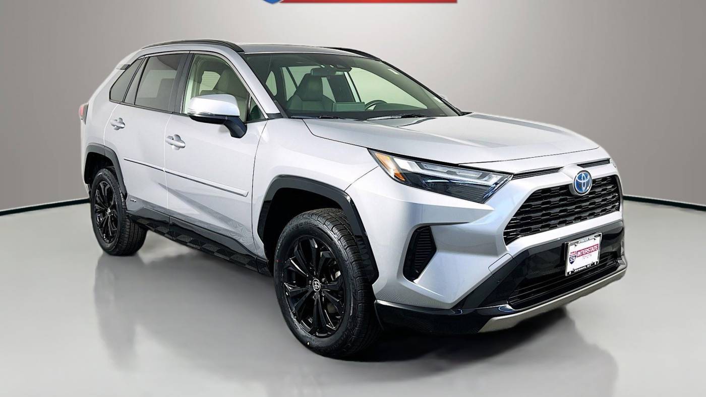 2022 Toyota RAV4 Hybrid SE — SUV — 92,755 mi — Airmont, NY