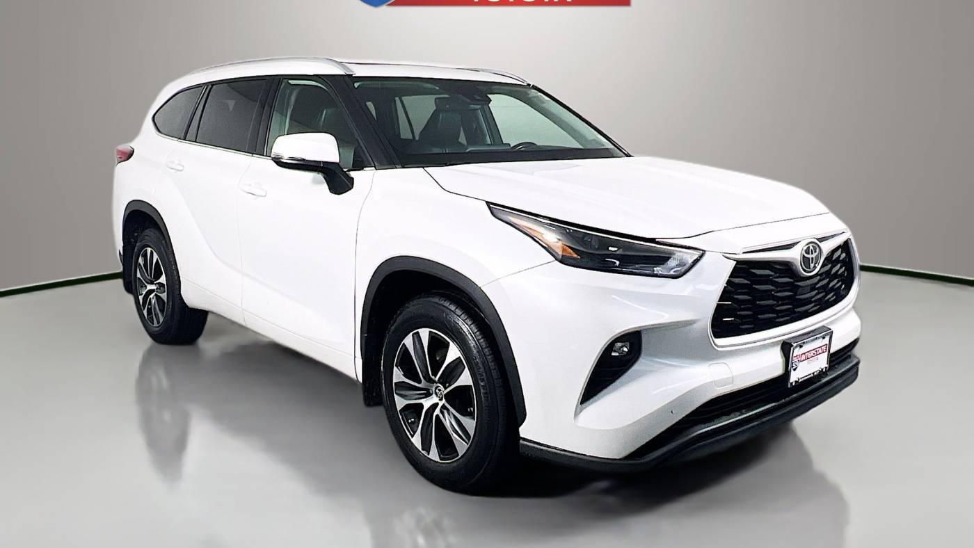 2022 Toyota Highlander XLE — SUV — 37,914 mi — Airmont, NY