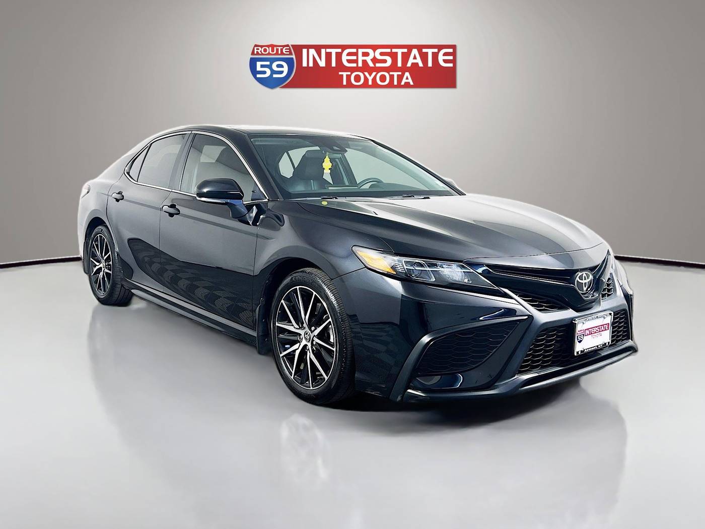 2022 Toyota Camry SE — Sedan — 21,255 mi — Airmont, NY