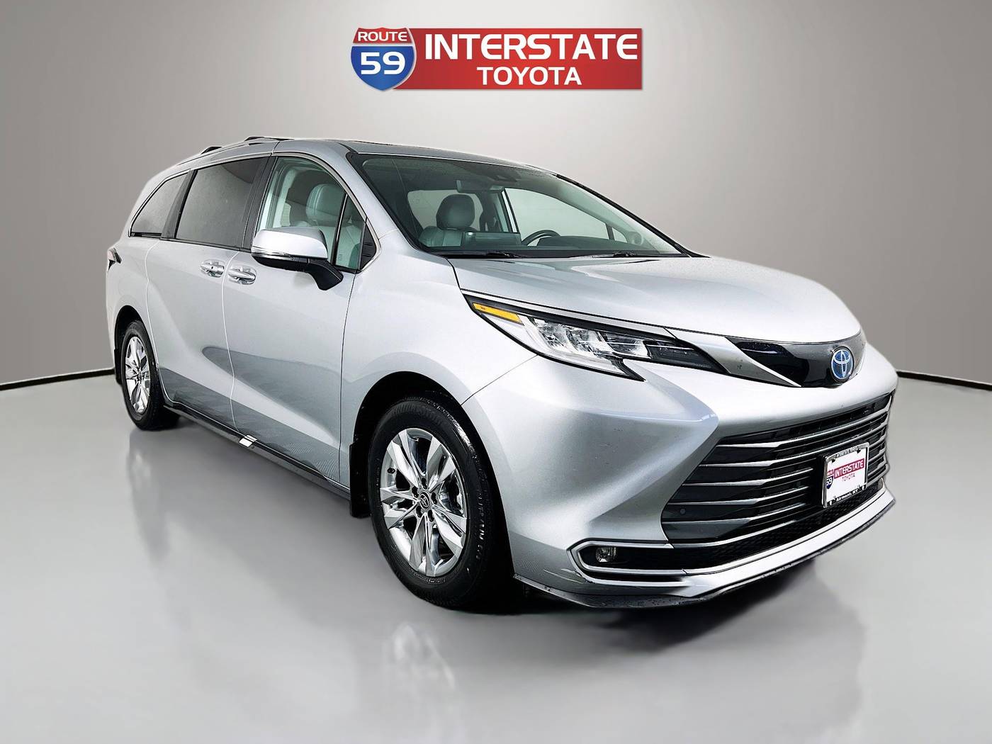 2023 Toyota Sienna Limited — Minivan — 44,483 mi — Airmont, NY
