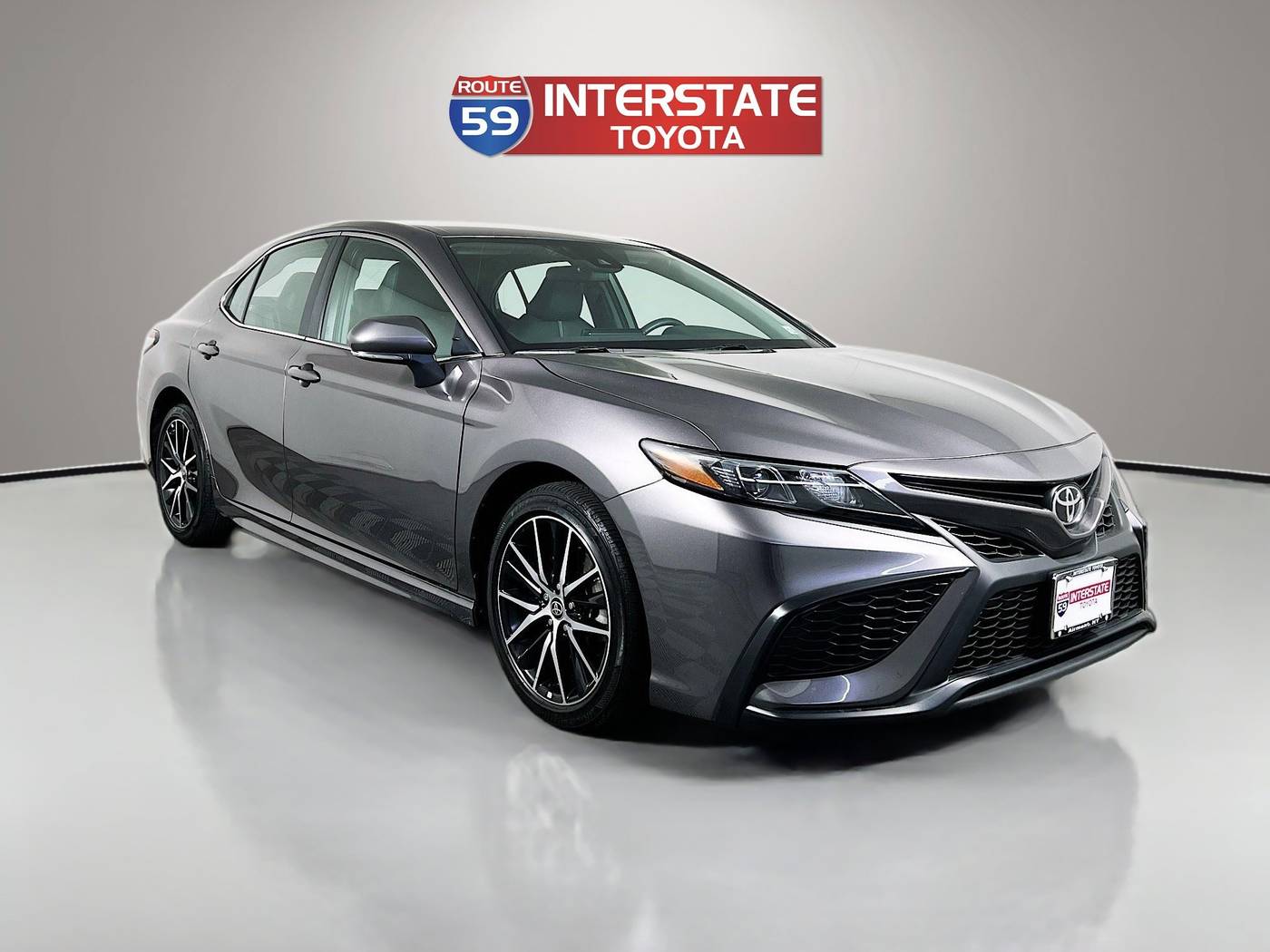 2022 Toyota Camry SE — Sedan — 6,904 mi — Airmont, NY