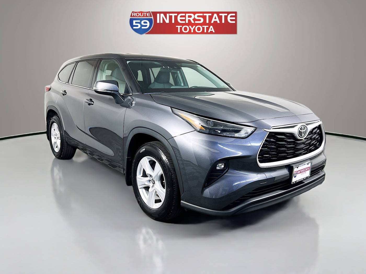 2022 Toyota Highlander LE — SUV — 17,466 mi — Airmont, NY