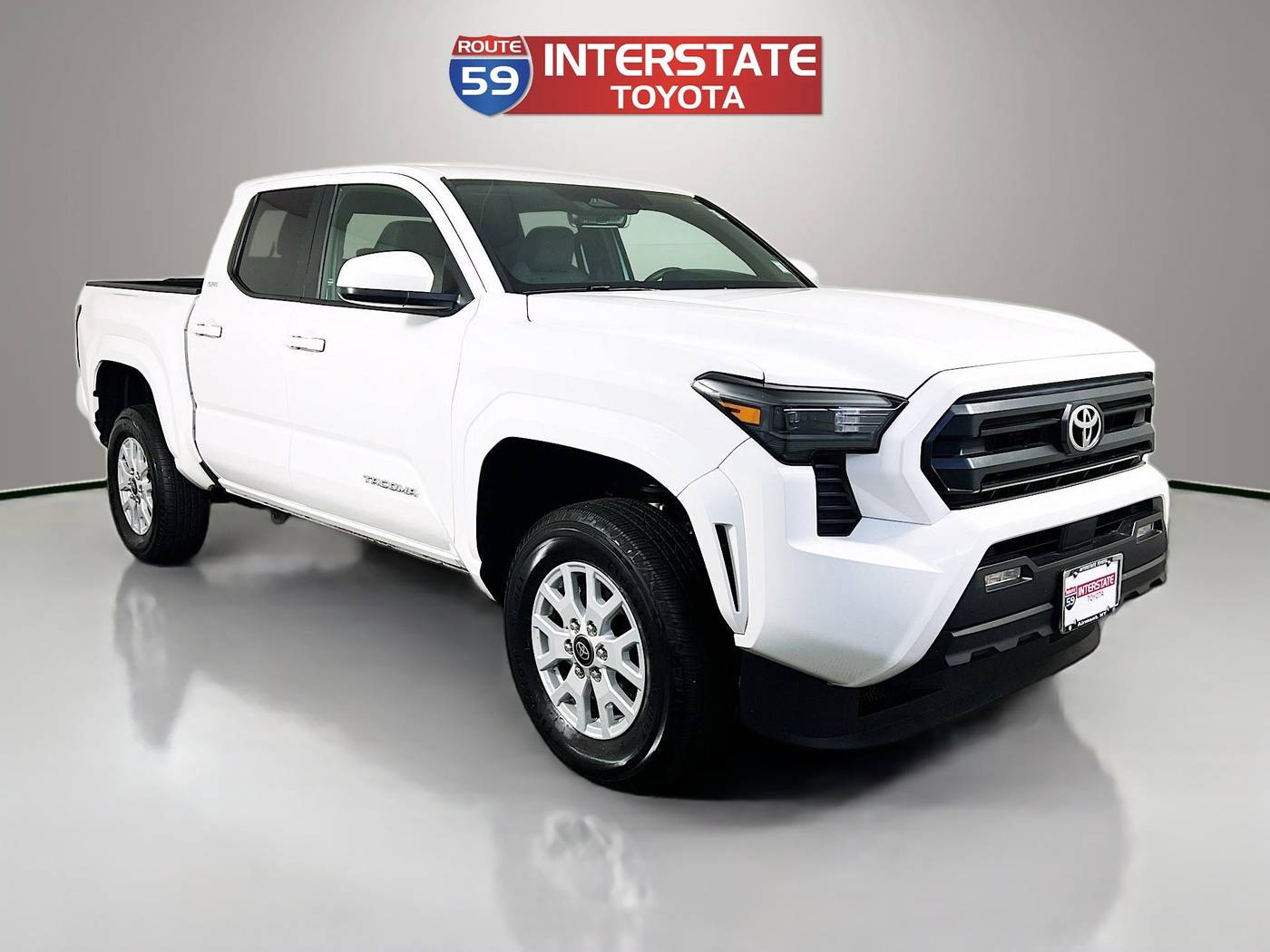 2025 Toyota Tacoma SR5 — Pickup Truck — 24,829 mi — Airmont, NY