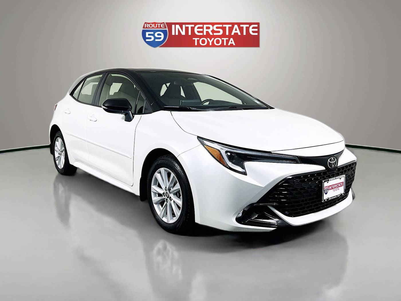 2025 Toyota Corolla Hatchback SE — Hatchback — 10,751 mi — Airmont, NY