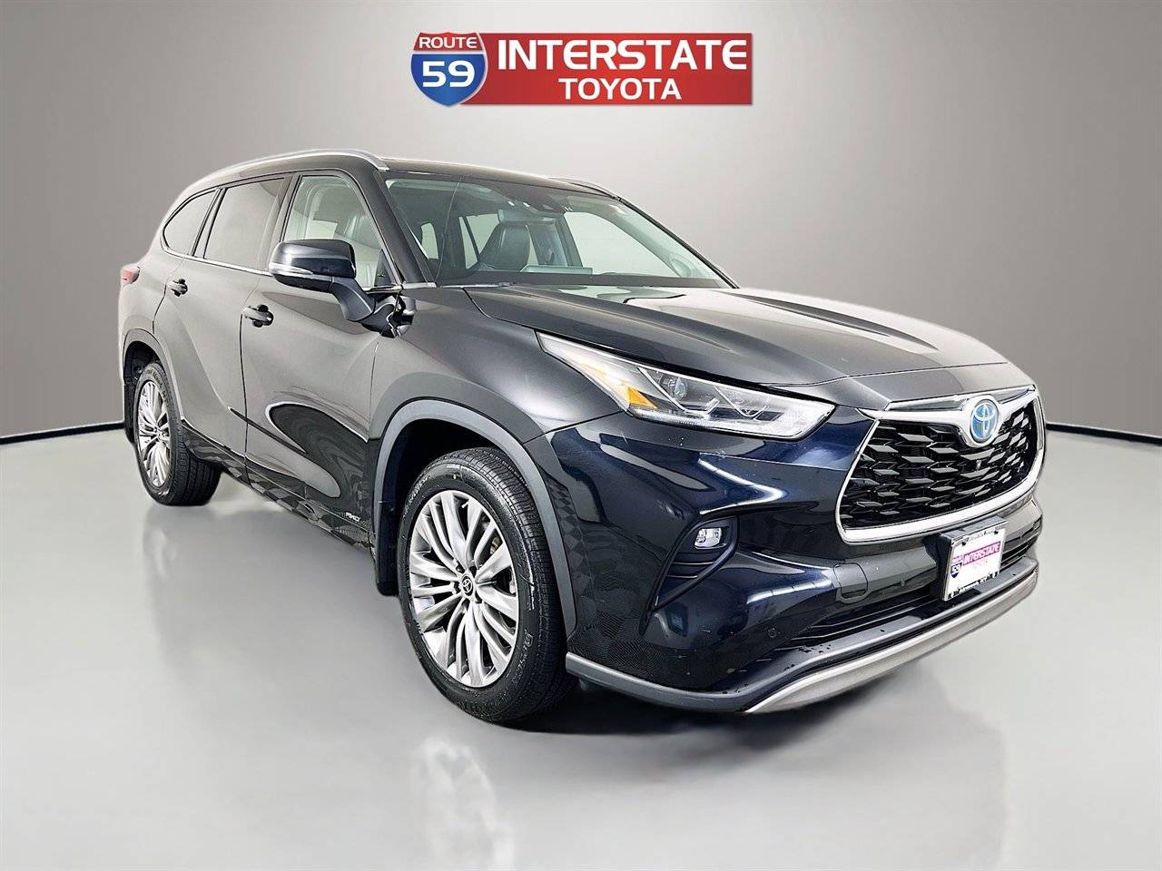 2022 Toyota Highlander Hybrid Platinum — SUV — 37,485 mi — Airmont, NY