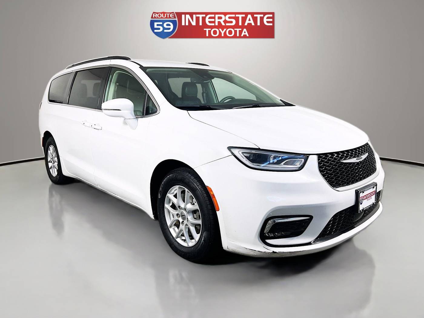 2022 Chrysler Pacifica Touring L — Minivan — 91,947 mi — Airmont, NY