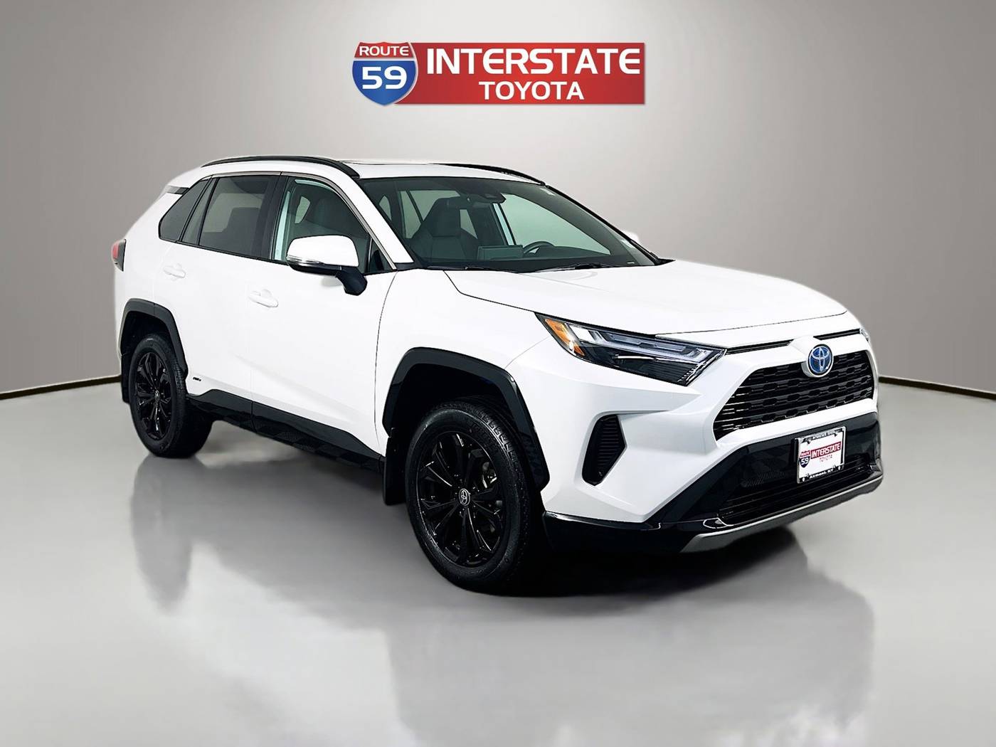 2024 Toyota RAV4 Hybrid SE — SUV — 7,015 mi — Airmont, NY