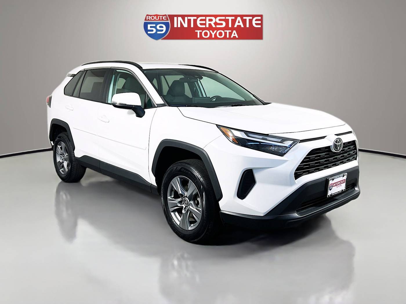 2022 Toyota RAV4 XLE — SUV — 33,250 mi — Airmont, NY