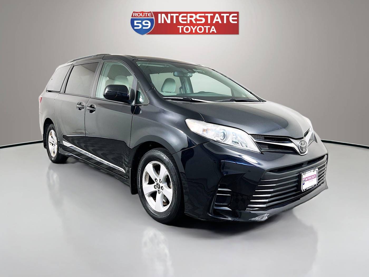 2019 Toyota Sienna LE — Minivan — 48,923 mi — Airmont, NY