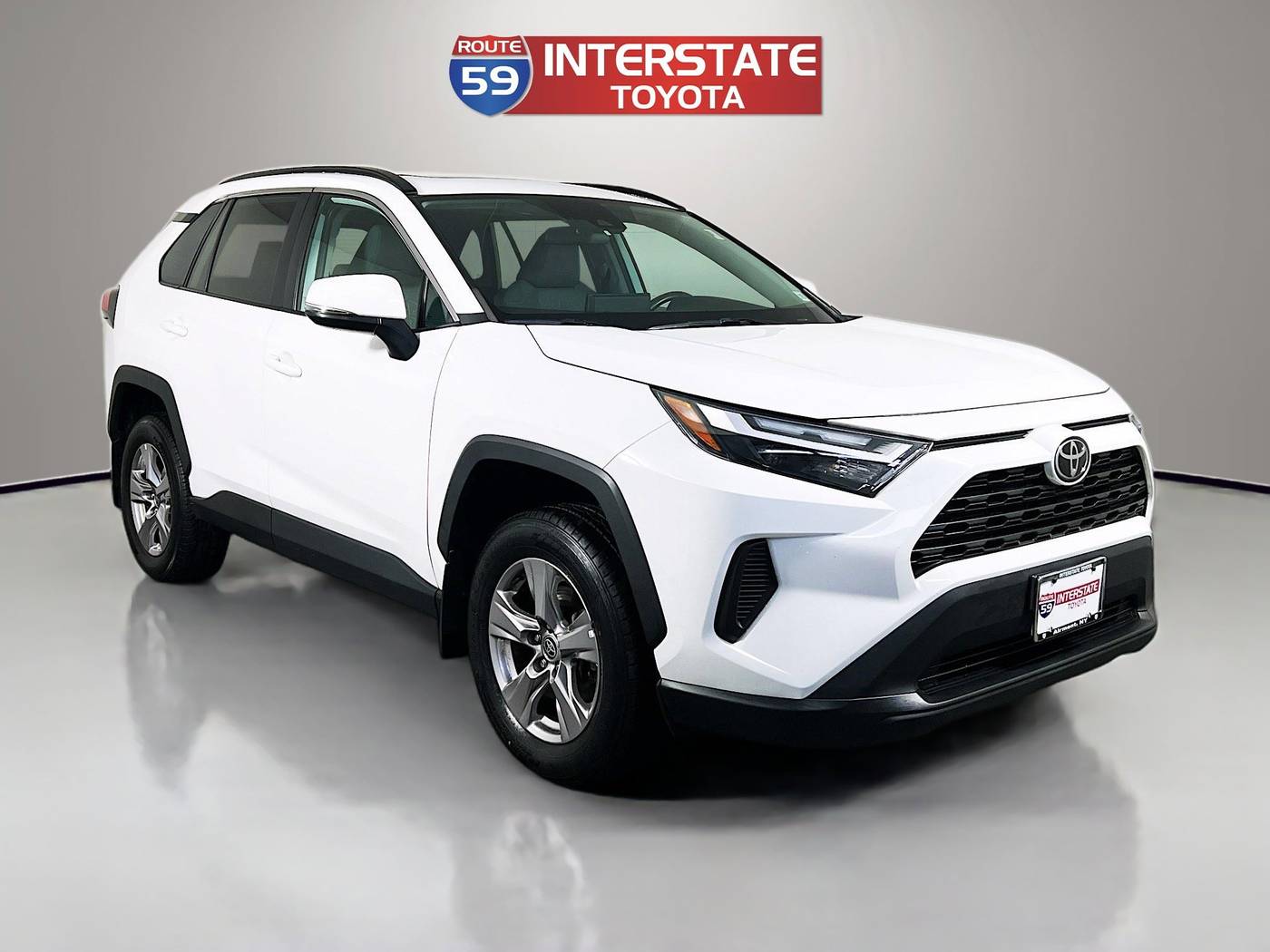 2022 Toyota RAV4 XLE — SUV — 29,748 mi — Airmont, NY