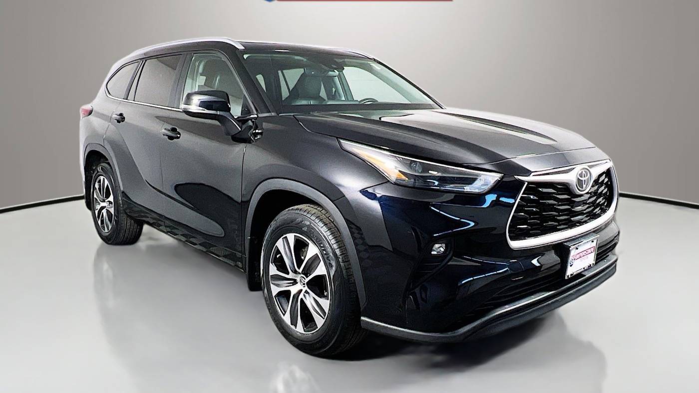 2023 Toyota Highlander XLE — SUV — 40,203 mi — Airmont, NY