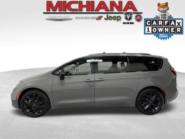 2025 Chrysler Pacifica Limited — Minivan — 41,652 mi — Mishawaka, IN