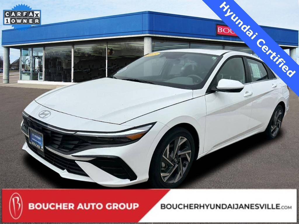 2025 Hyundai Elantra SEL Convenience — Sedan — 6,166 mi — Janesville, WI