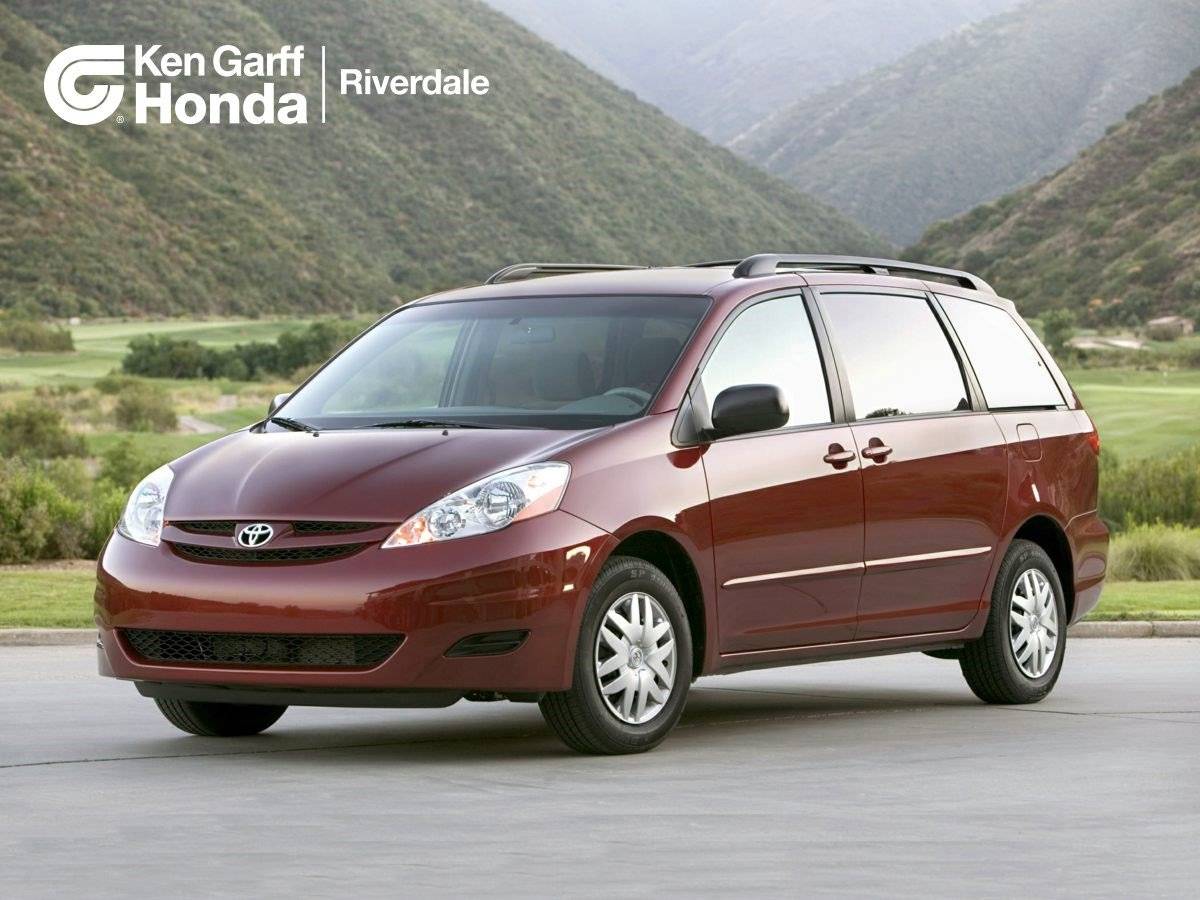 2010 Toyota Sienna LE — Minivan — 206,504 mi — Riverdale, UT