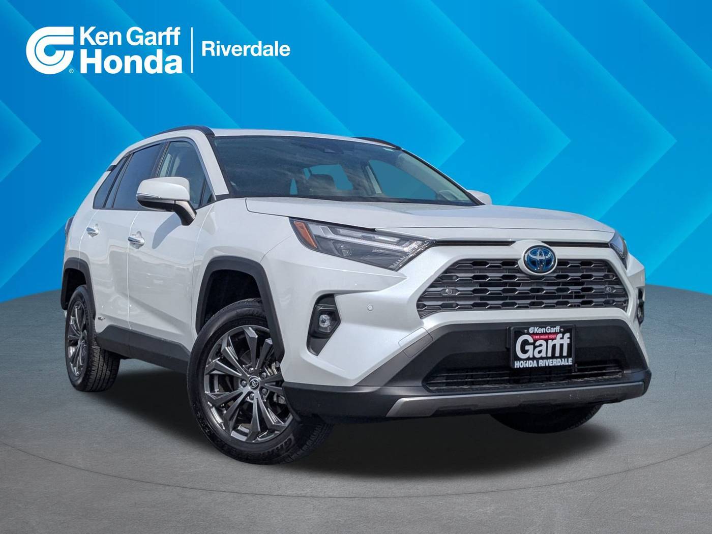 2024 Toyota RAV4 Hybrid Limited — SUV — 4,124 mi — Riverdale, UT