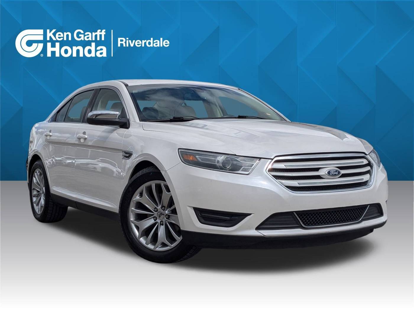 2014 Ford Taurus Limited — Sedan — 121,514 mi — Riverdale, UT