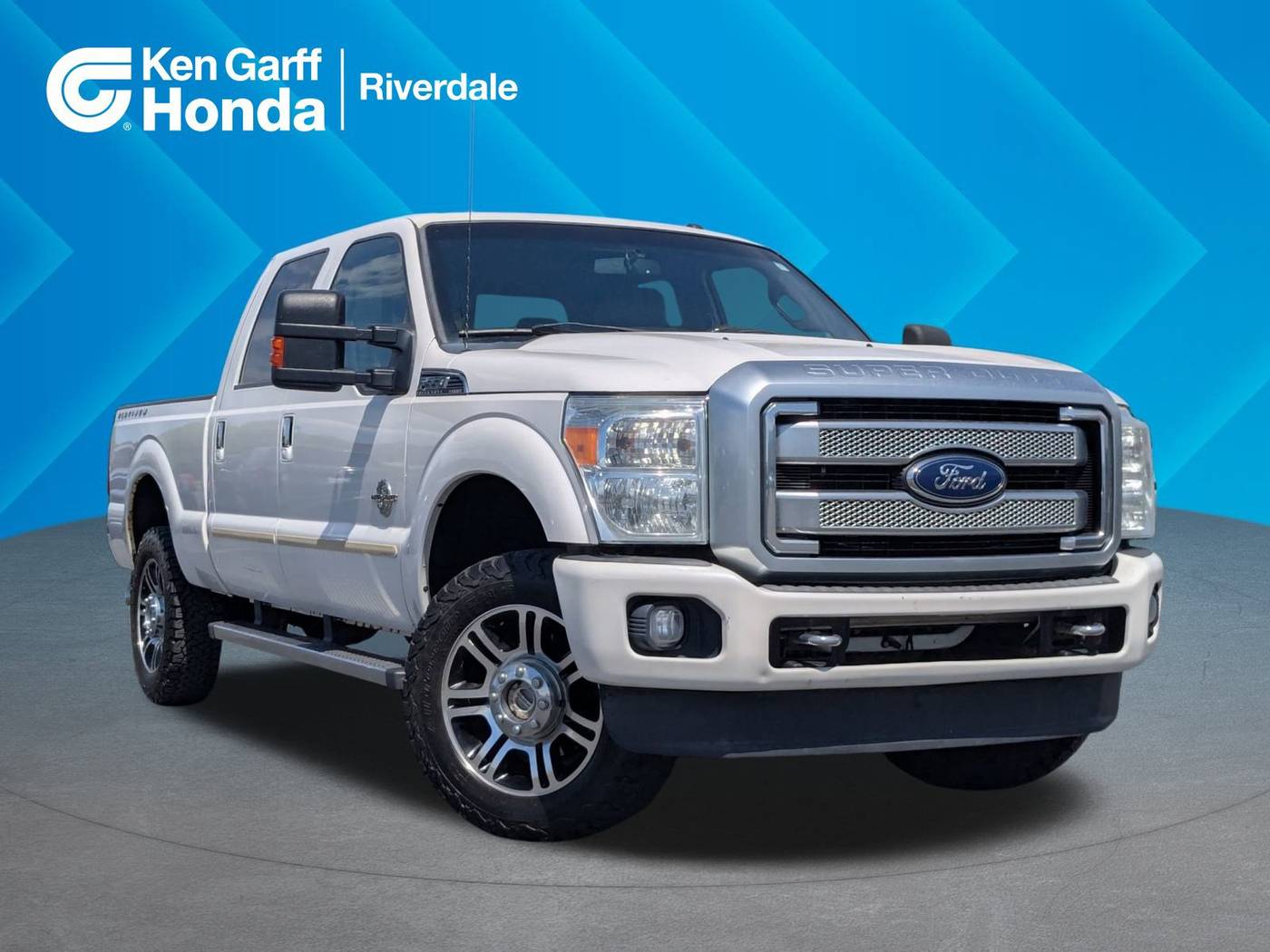 2013 Ford Super Duty F-350 Platinum — Pickup Truck — 135,504 mi — Riverdale, UT