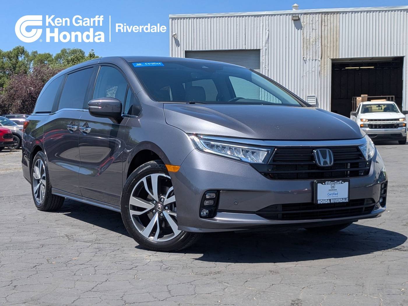 2023 Honda Odyssey Touring — Minivan — 17,652 mi — Riverdale, UT