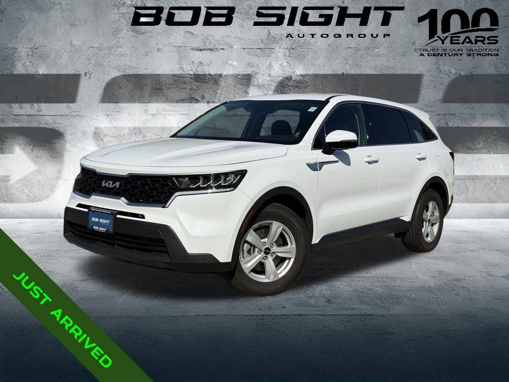 2023 Kia Sorento LX — SUV — 12,842 mi — Independence, MO