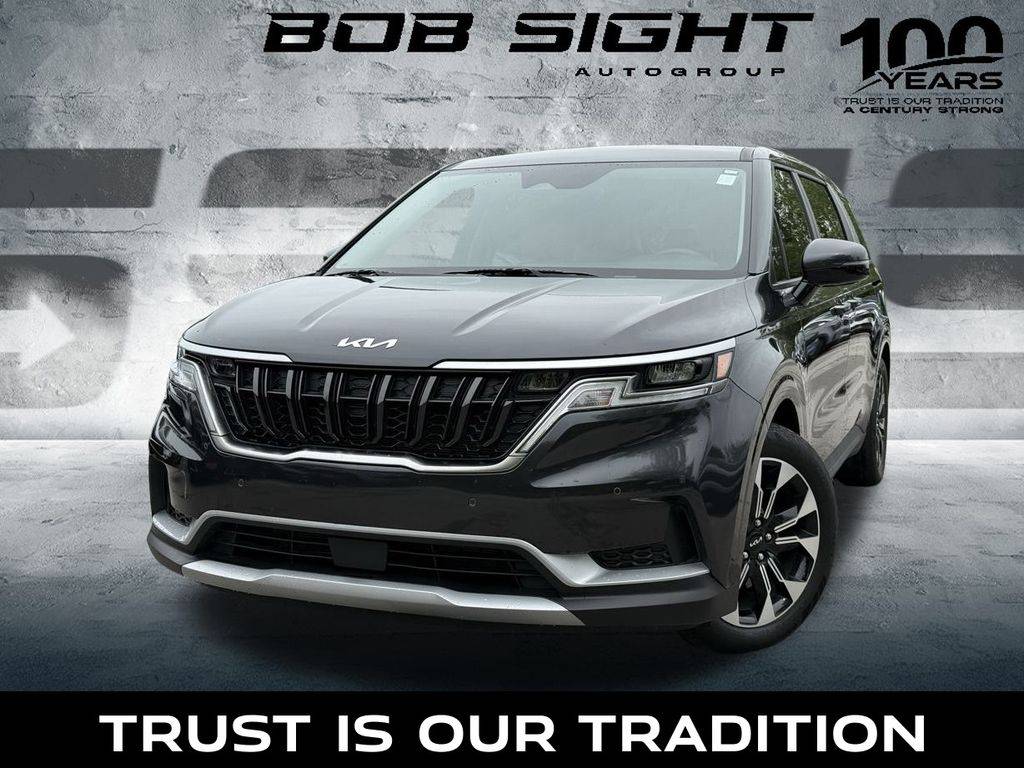 2024 Kia Carnival EX — Minivan — 17,989 mi — Independence, MO