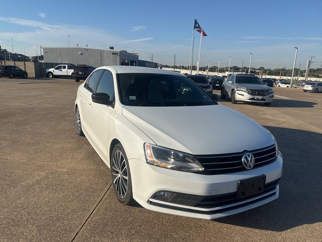 2016 Volkswagen Jetta 1.8T Sport — Sedan — 127,642 mi — Mesquite, TX