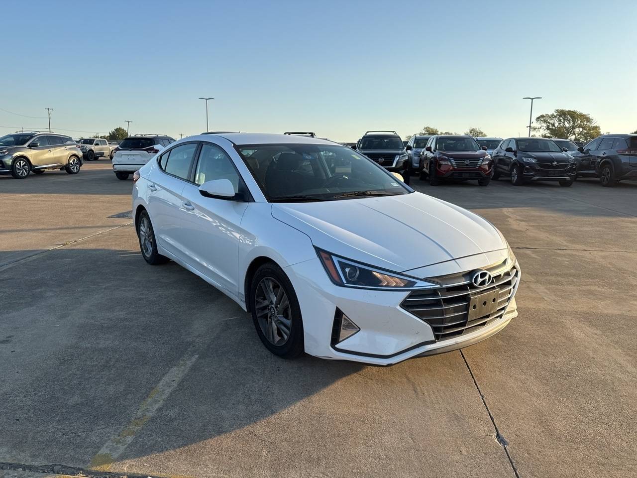 2020 Hyundai Elantra SEL — Sedan — 107,293 mi — Mesquite, TX