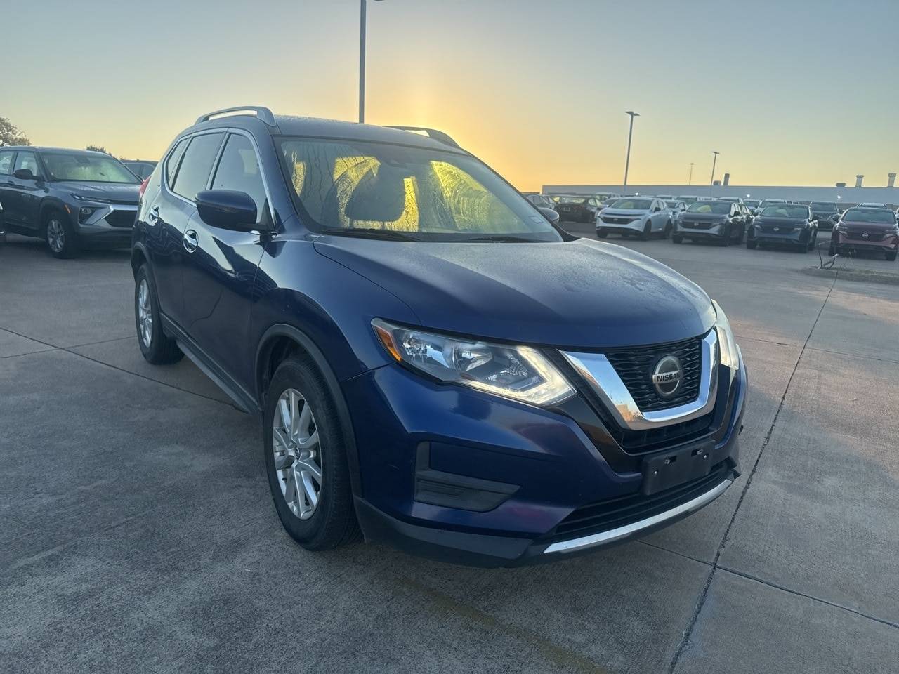 2019 Nissan Rogue SV — SUV — 93,178 mi — Mesquite, TX