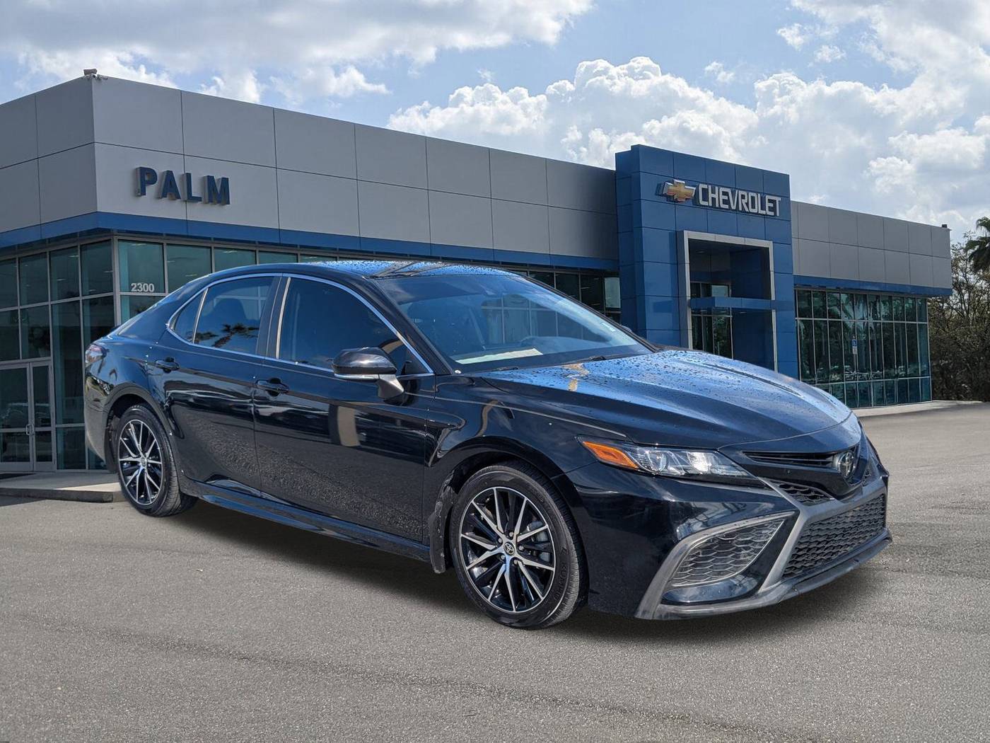 2023 Toyota Camry SE — Sedan — 43,748 mi — Ocala, FL