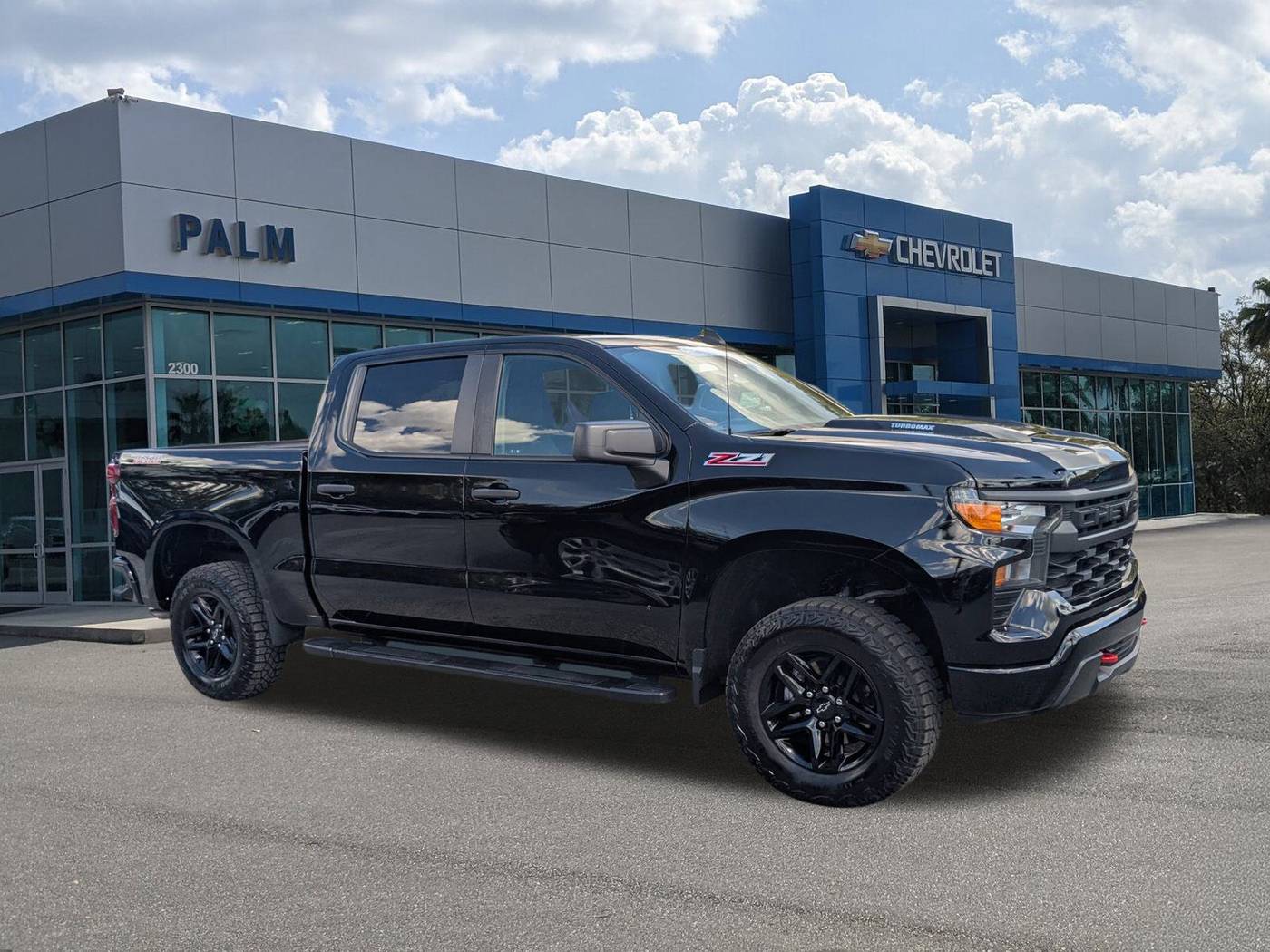 2024 Chevrolet Silverado 1500 Custom Trail Boss — Pickup Truck — 5,597 mi — Ocala, FL