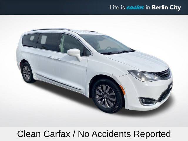 2019 Chrysler Pacifica Hybrid Touring L — Minivan — 73,304 mi — South Portland, ME