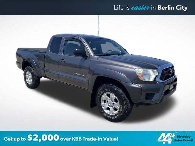 2015 Toyota Tacoma Base — Pickup Truck — 112,469 mi — South Portland, ME