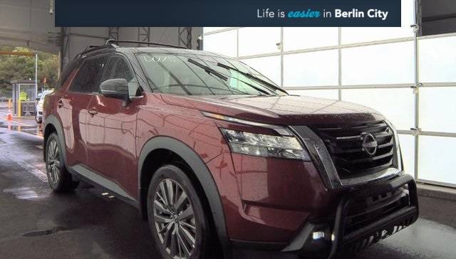 2022 Nissan Pathfinder SL — SUV — 10,027 mi — South Portland, ME
