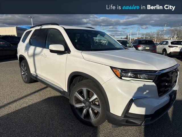 2023 Honda Pilot Touring — SUV — 35,402 mi — South Portland, ME