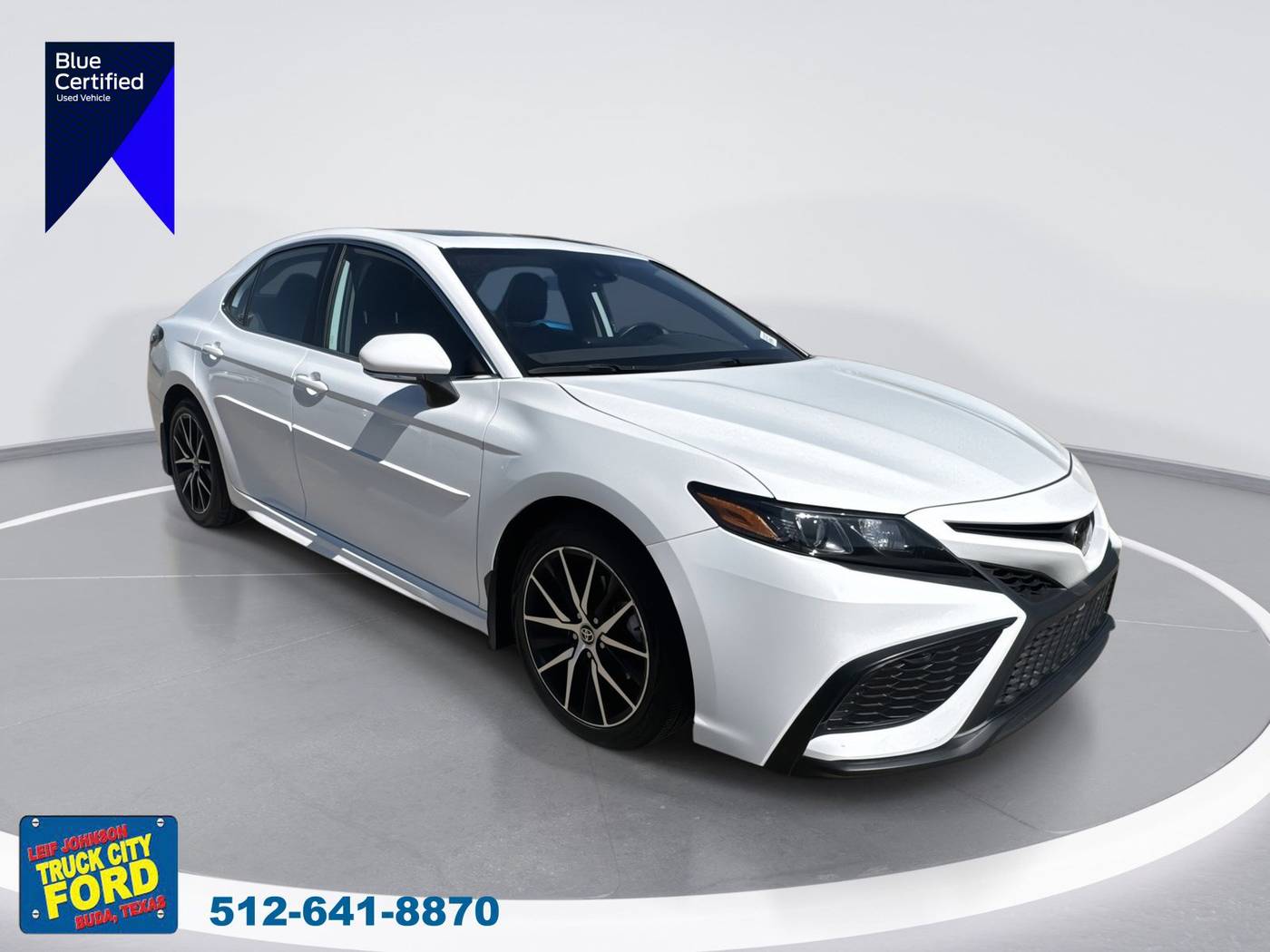 2023 Toyota Camry SE — Sedan — 51,758 mi — Buda, TX