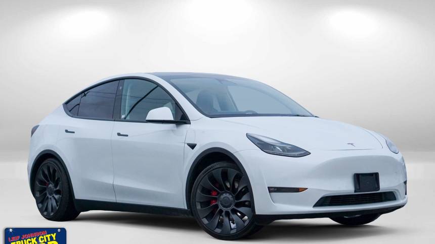 Verkauft Tesla Model Y Performance FDS., gebraucht 2022, 20.752 km in  Bayern - Wemding