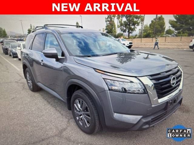 2024 Nissan Pathfinder SV — SUV — 18,237 mi — Albuquerque, NM