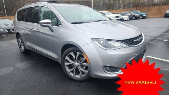 2017 Chrysler Pacifica Limited — Minivan — 124,707 mi — Gastonia, NC