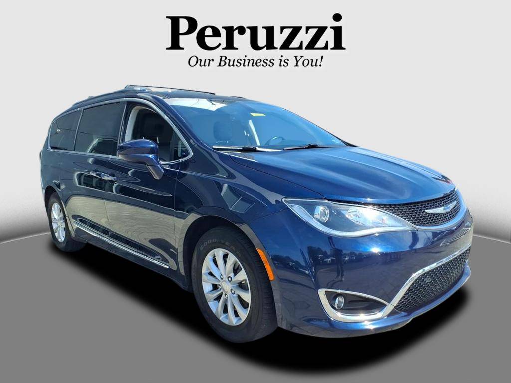 2019 Chrysler Pacifica Touring L — Minivan — 94,057 mi — Fairless Hills, PA