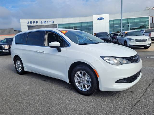 2022 Chrysler Voyager LX — Minivan — 64,328 mi — Byron, GA