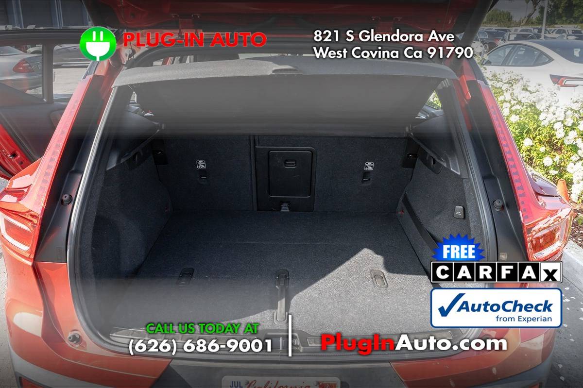 2019 Volvo XC40 Momentum — SUV — 65,360 mi — West Covina, CA
