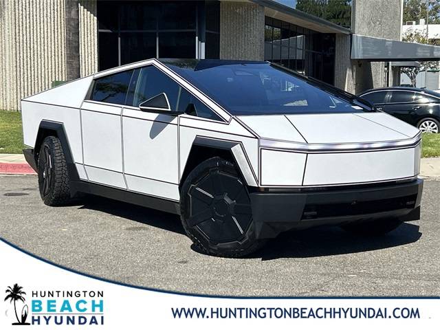 2024 Tesla Cybertruck Standard — Pickup Truck — 6,395 mi — Huntington Beach, CA