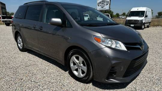 2019 Toyota Sienna LE — Minivan — 127,967 mi — Parker, CO