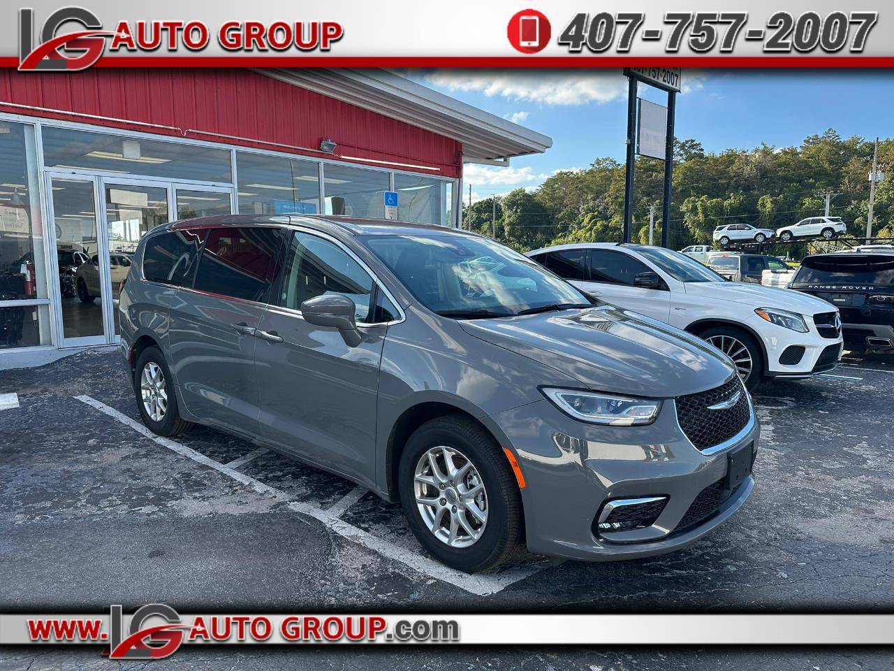 2023 Chrysler Pacifica Touring L — Minivan — 29,821 mi — Orlando, FL