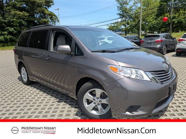 2015 Toyota Sienna LE — Minivan — 73,067 mi — Middletown, CT