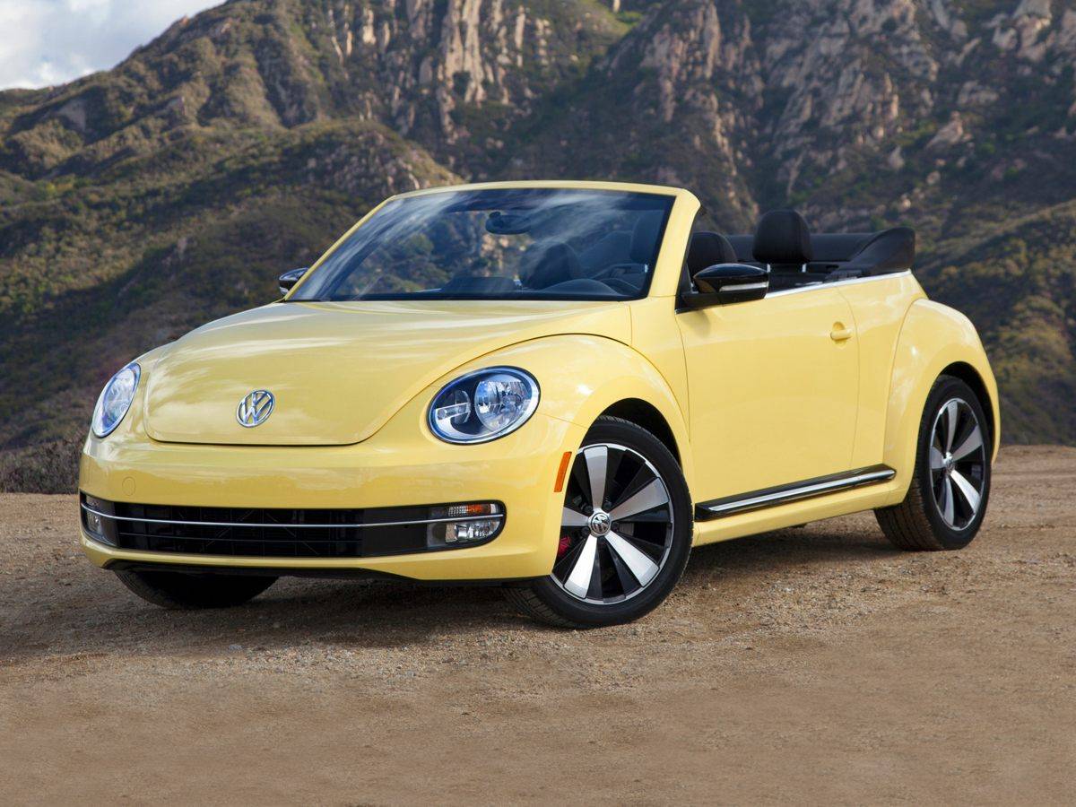 2013 Volkswagen Beetle 2.5 — Convertible — 102,340 mi — Middletown, CT