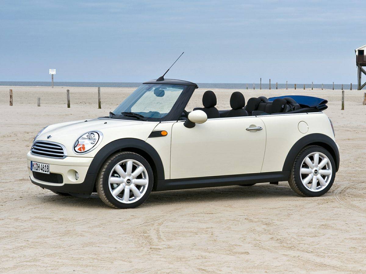 2009 MINI Cooper Cooper — Convertible — 99,900 mi — Middletown, CT