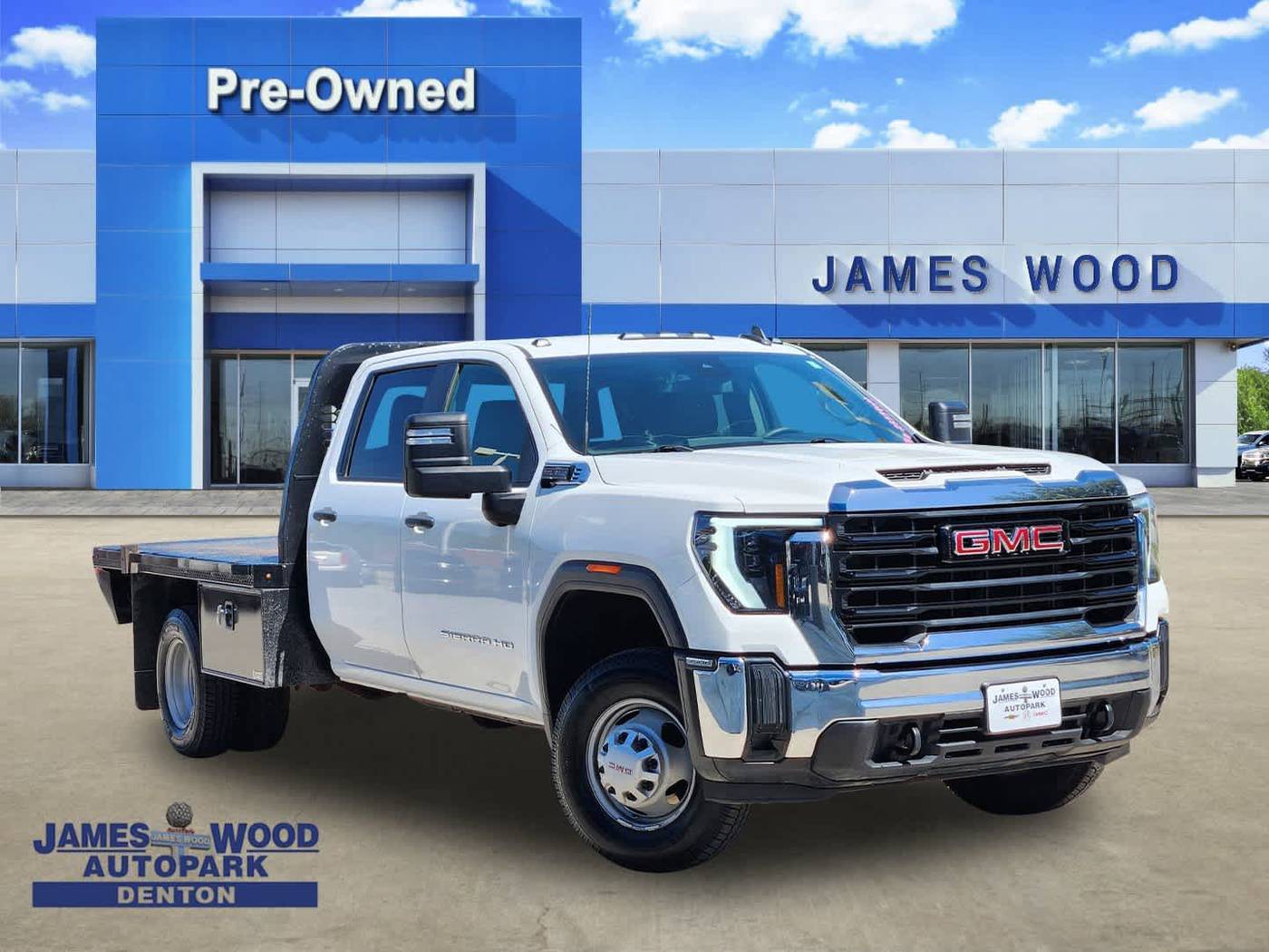 2024 GMC Sierra 3500HD Chassis Cab Pro — Chassis Cab Truck — 58,938 mi — Denton, TX